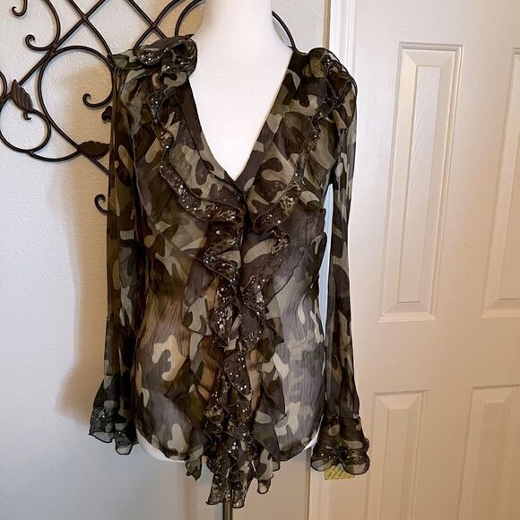 Rinascimento Tops - Rinascimento Ruffle Camo blouse size M